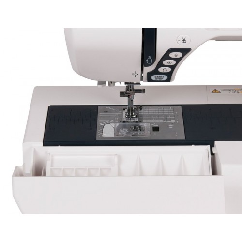Швейно-вышивальная машина Janome Memory Craft 9900